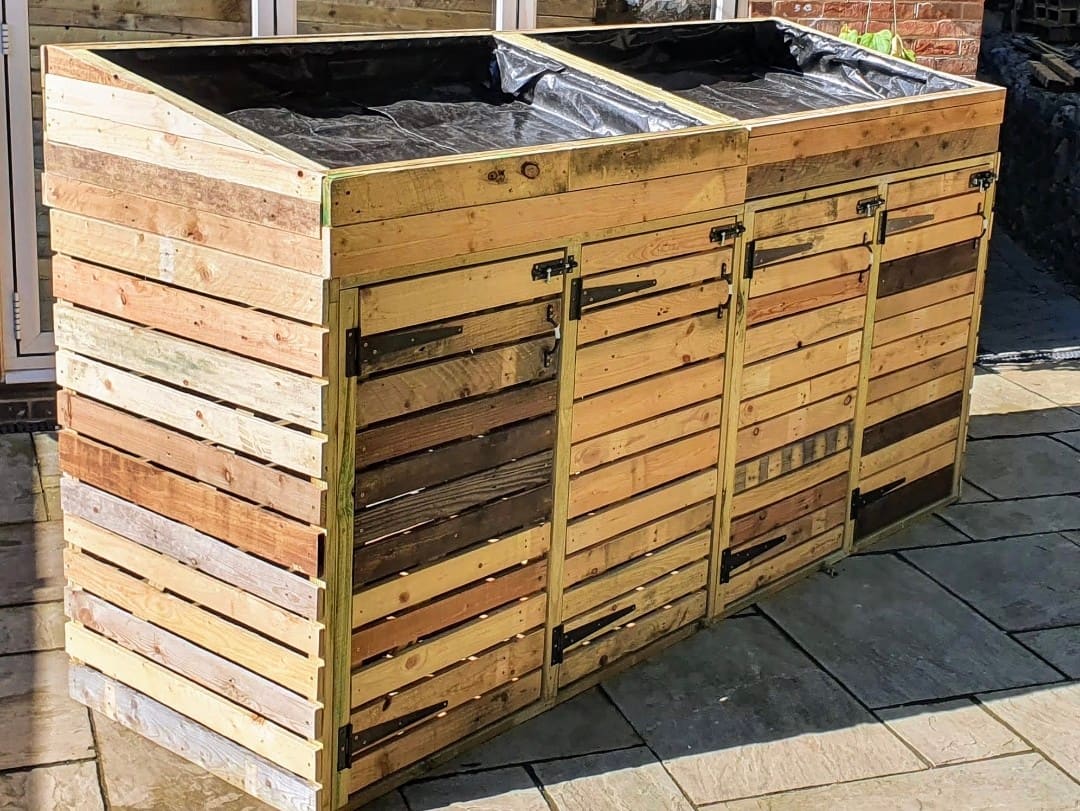 Quad Bin Store with Planter Top