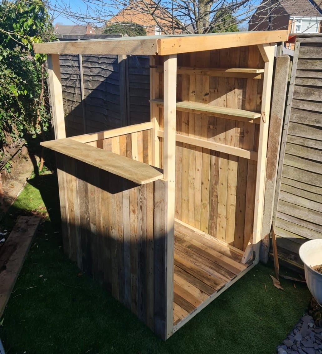 Outdoor Bar